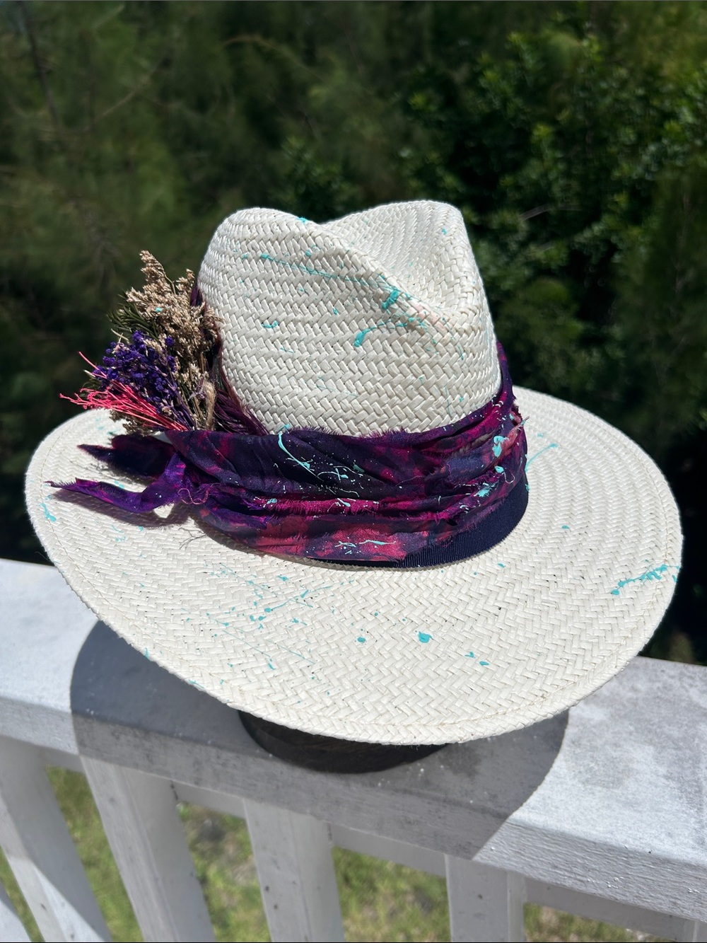 Banana Republic Cream Straw Fedora with Purple-Pink Scarf